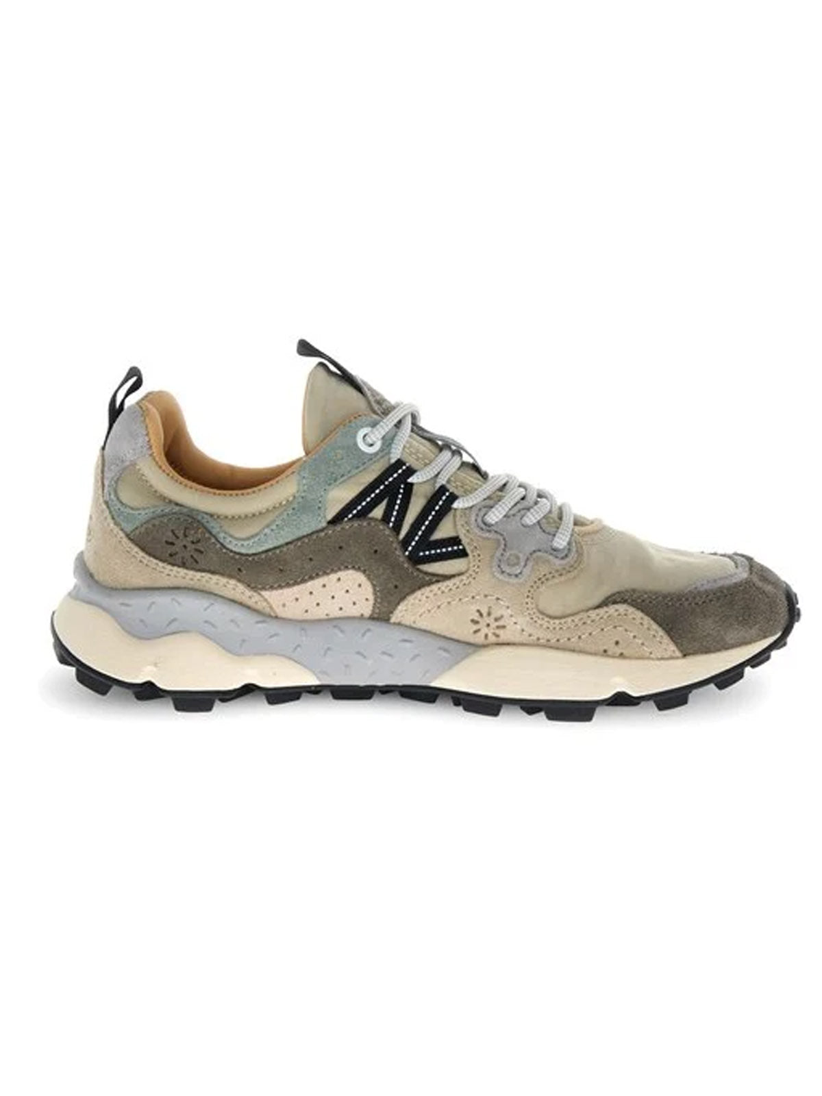 Flower Mountain Yamano 3 Uni Cow Velour Sand-Beige-Taupe