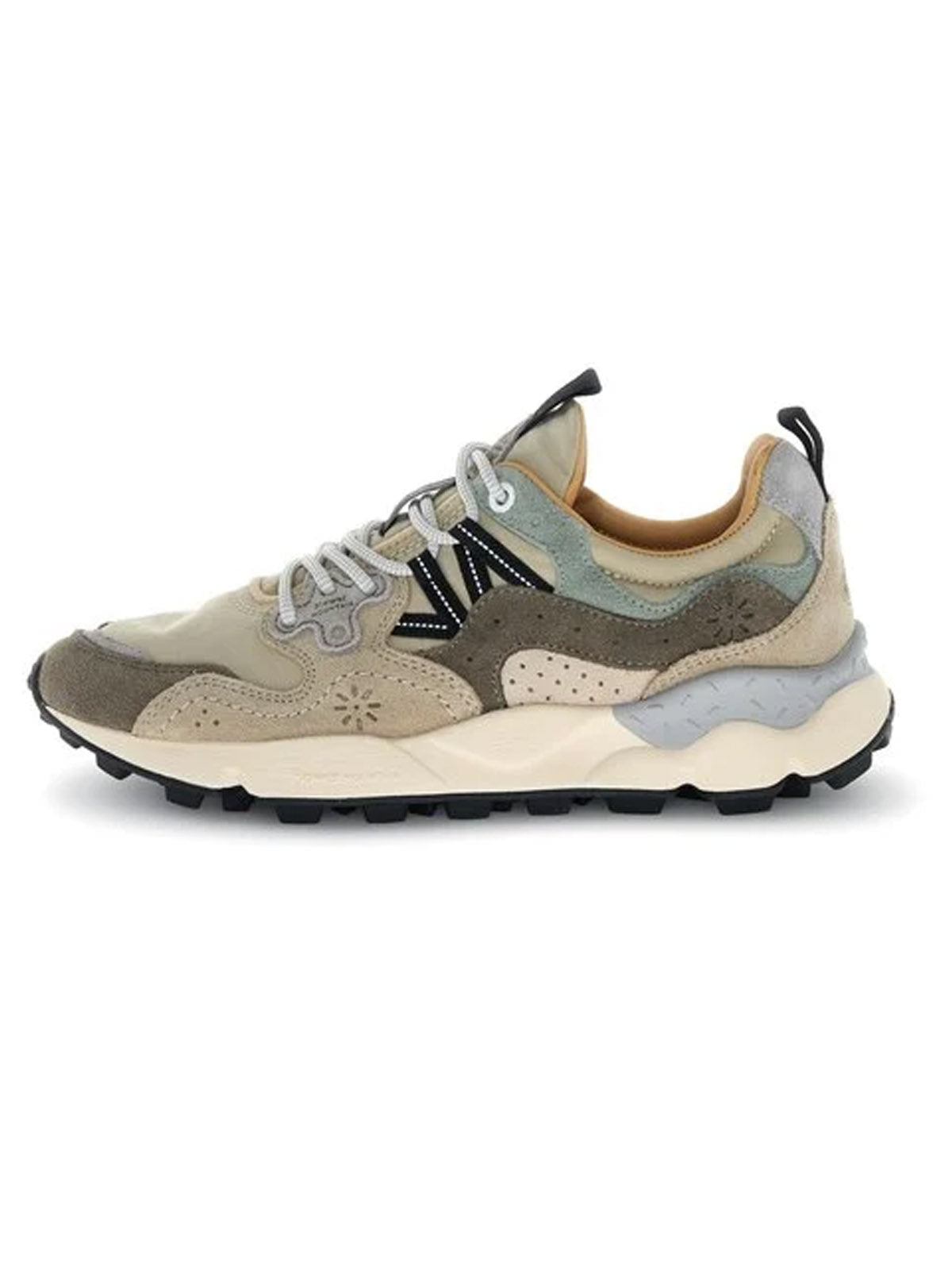 Flower Mountain Yamano 3 Uni Cow Velour Sand-Beige-Taupe