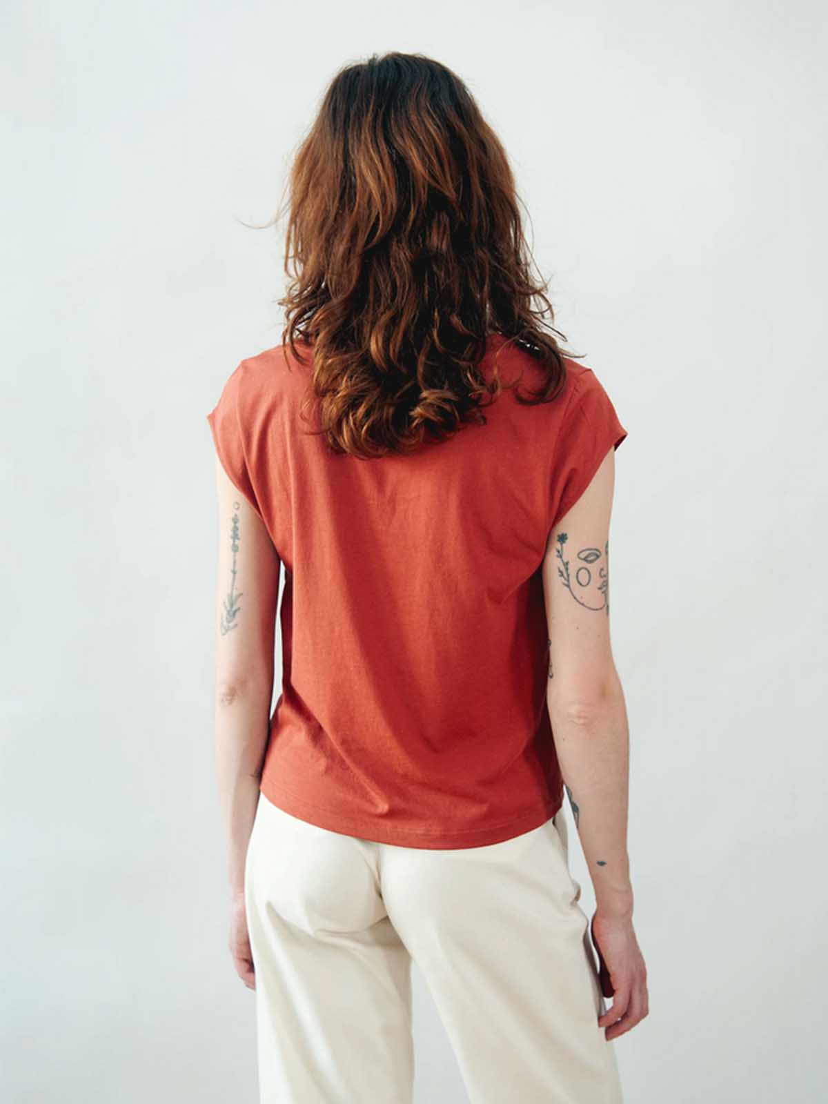 Jungle Folk Isla Crew Tee Brick