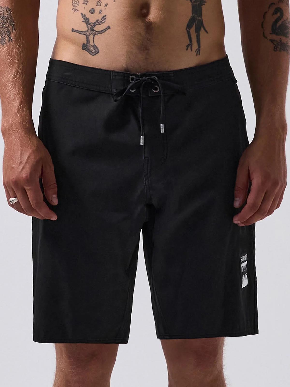 Former System 19' Trunk Black