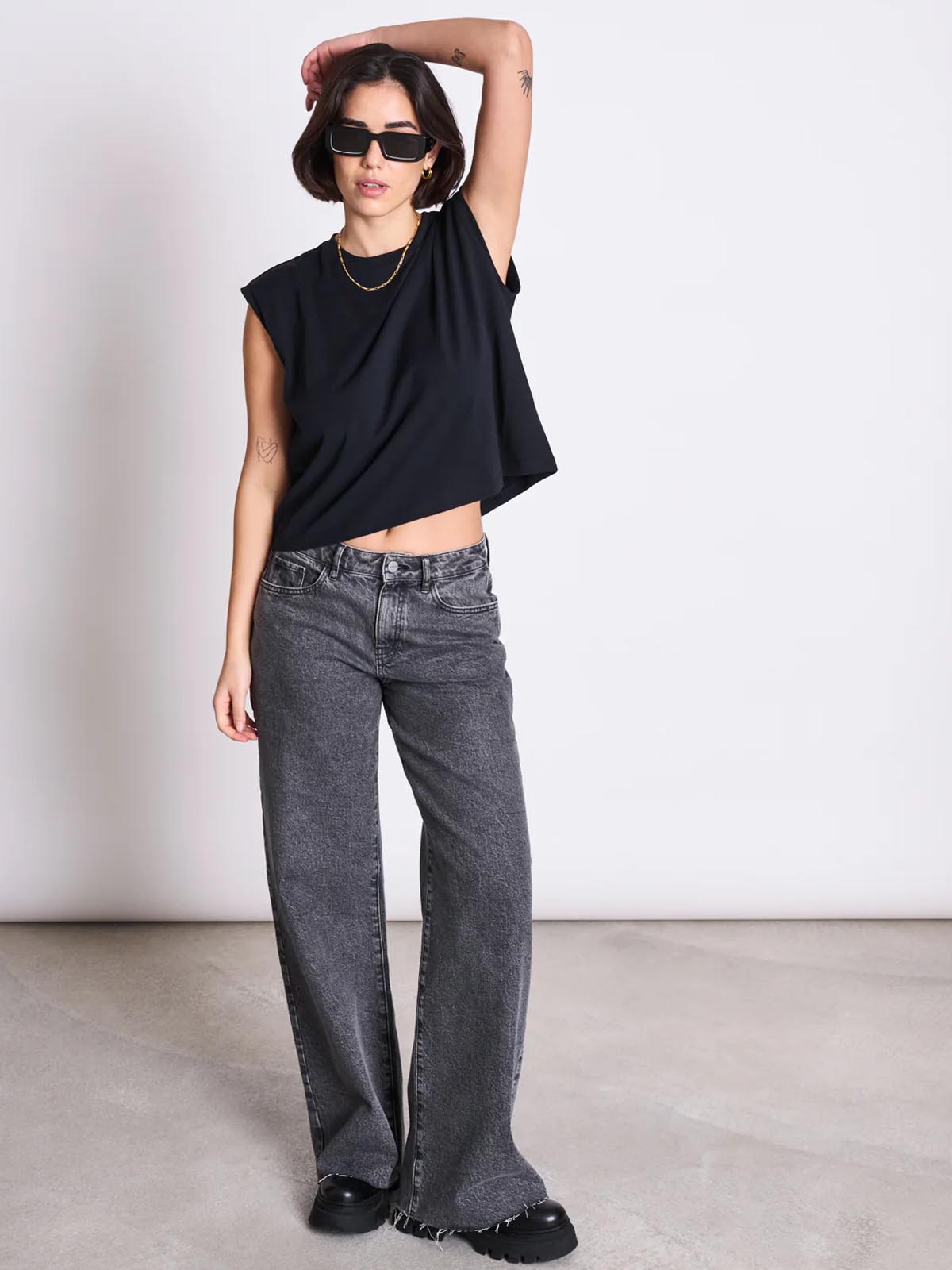 Jan 'n June Shirt Ovar Black