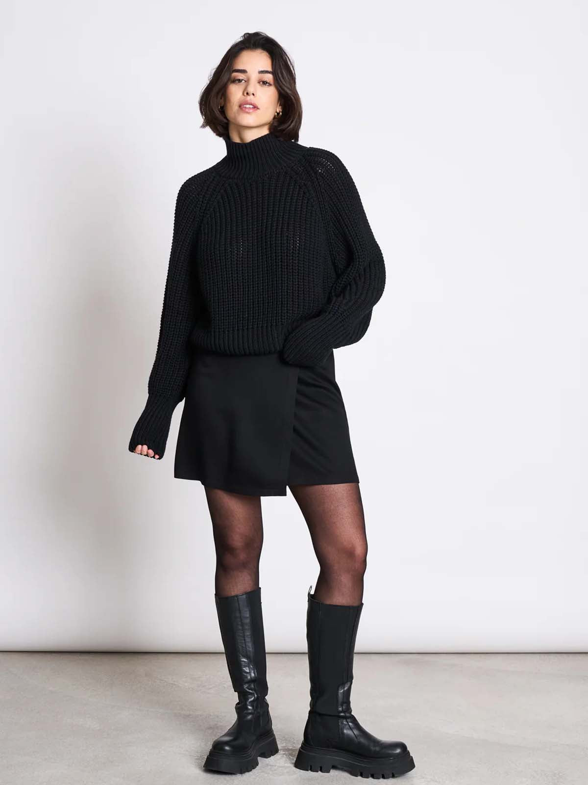 Jan 'n June Jumper Ola Black