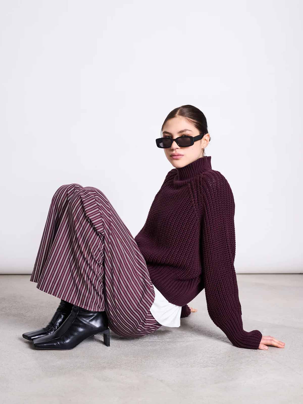 Jan 'n June Jumper Ola Cherry Lacquer