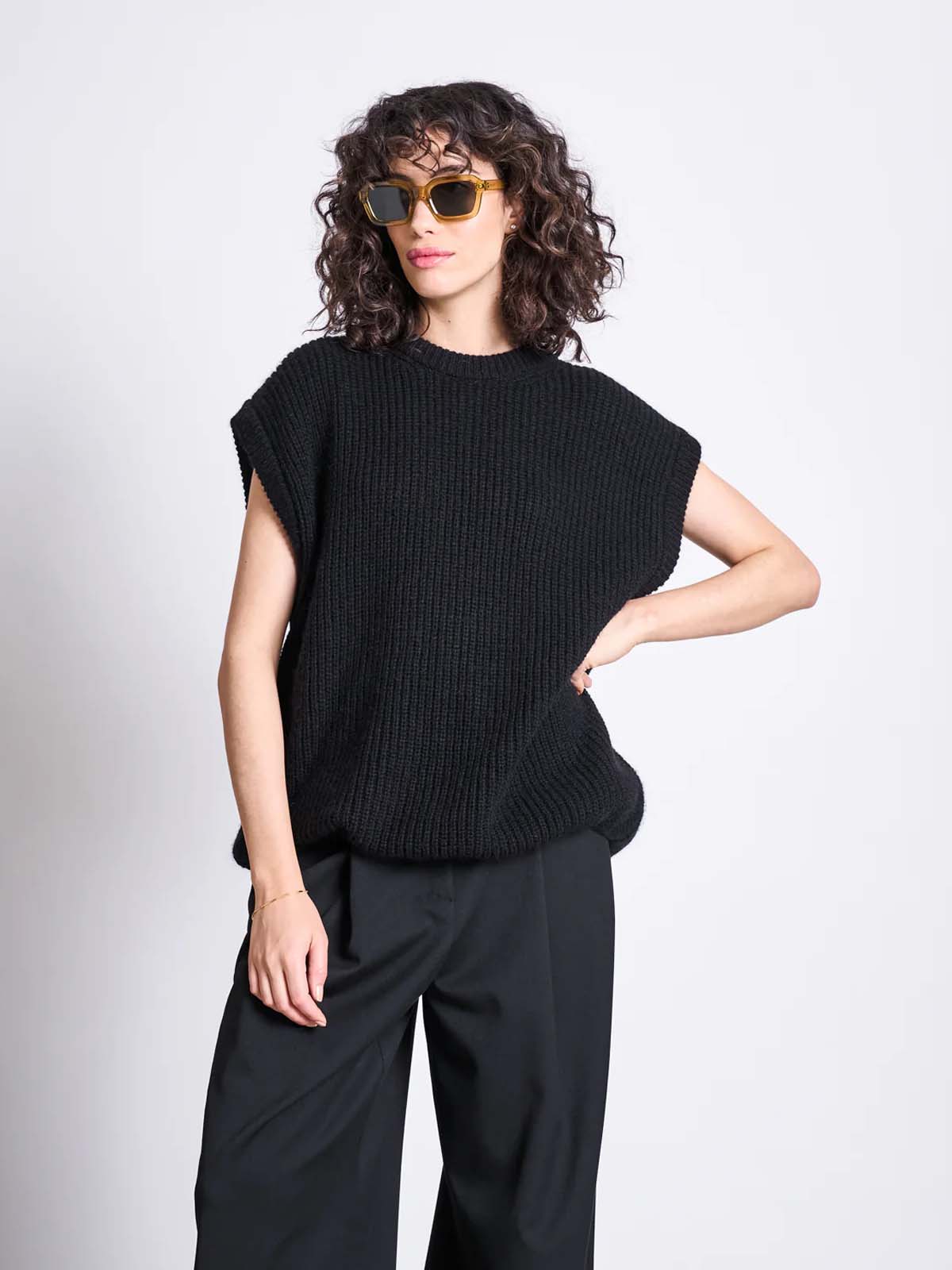 Jan 'n June Wooly Slipover Thanda Black