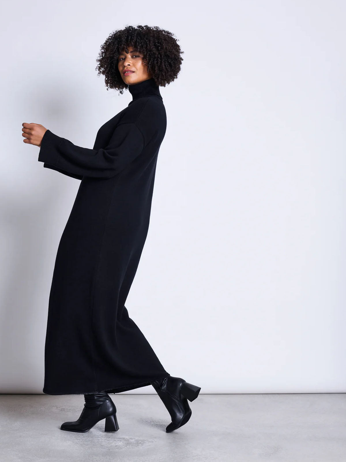 Jan 'n June Midi Knit Dress Inari Black