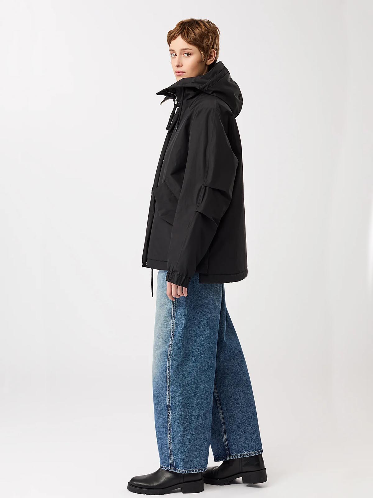 LangerChen Wattierter Kurzparka Black