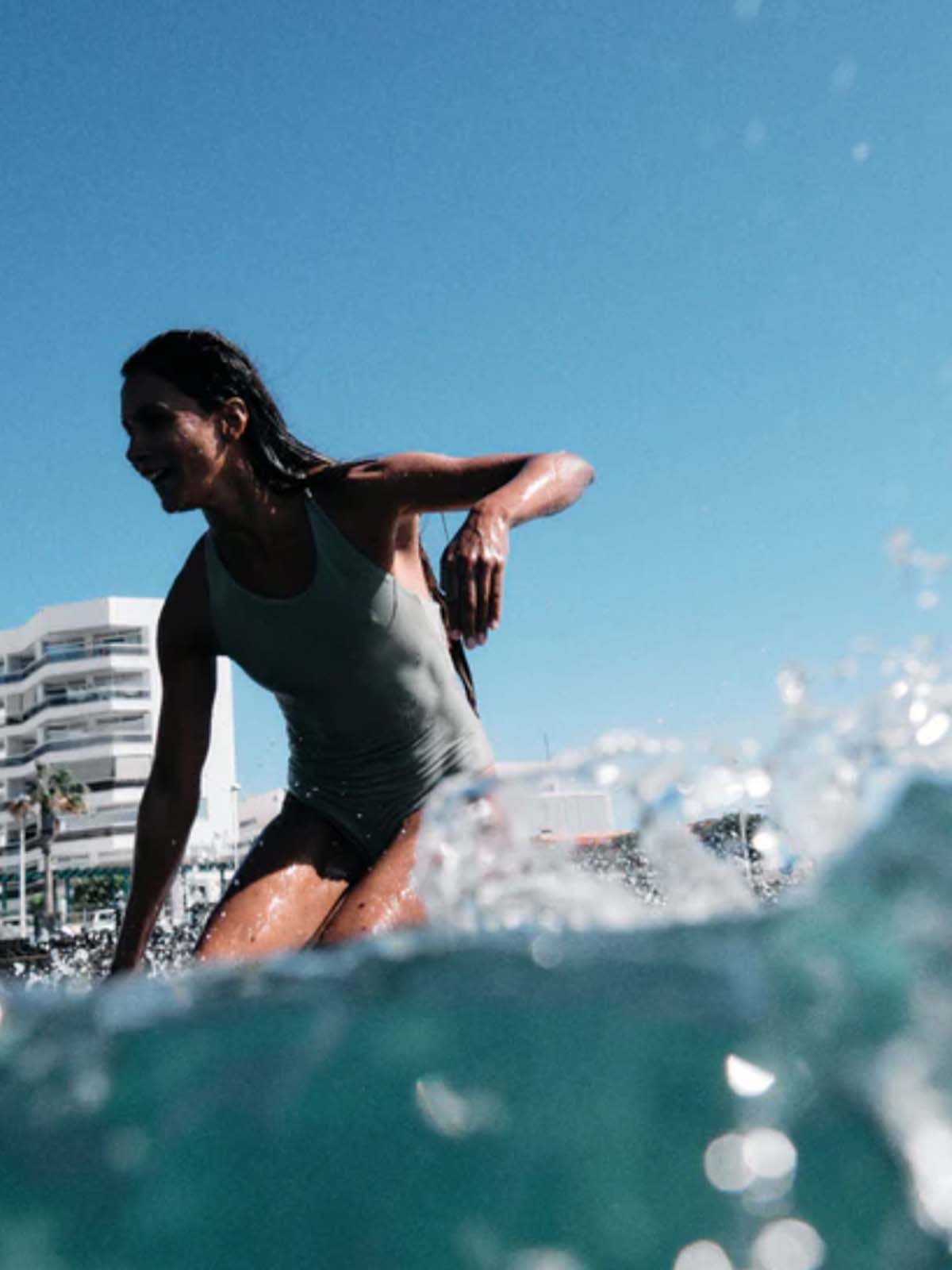 OY Surf Swimsuit Kelt Salbeigrün Recycled Nylon