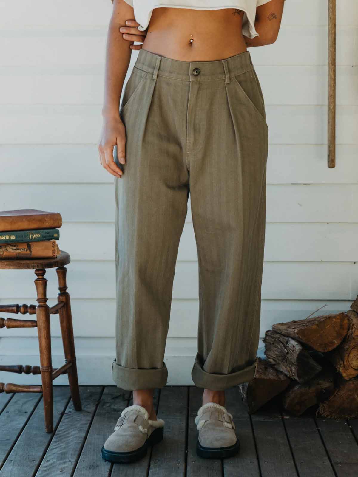 Ottway W's Ben Roy Baggy Pleated Pants Washed Green