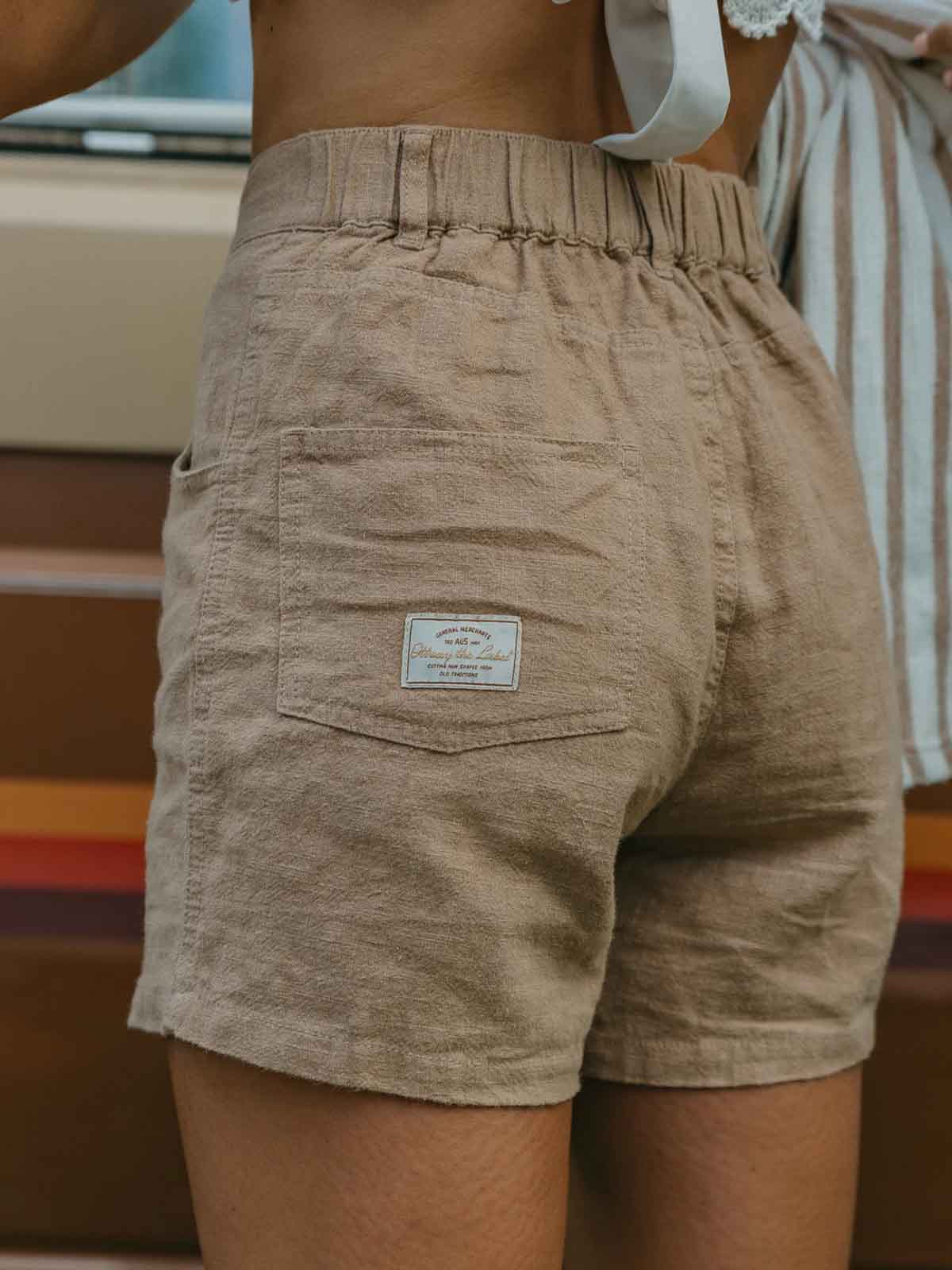 Ottway W's Miller Textured Linen Shorts Light Brown