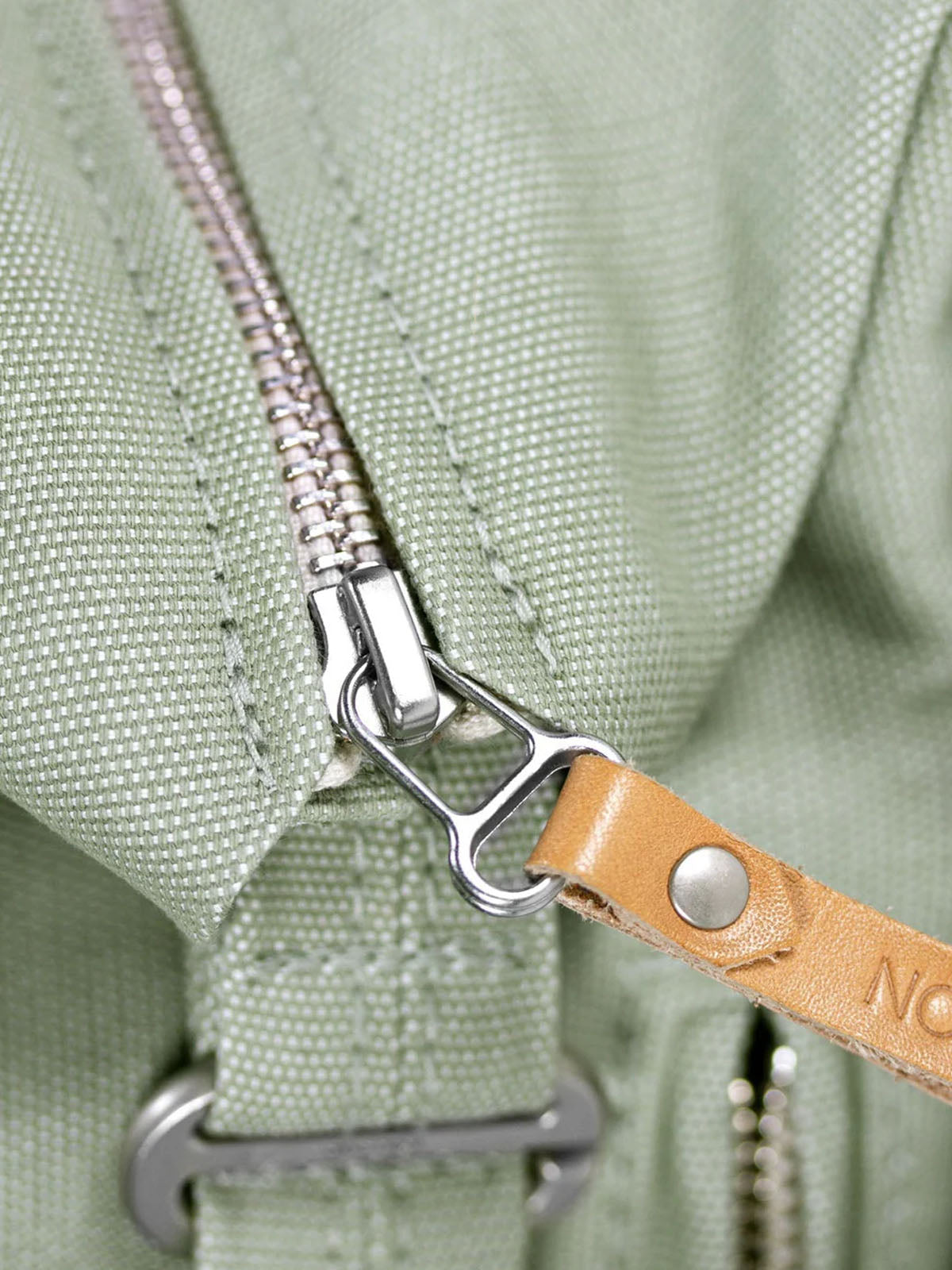 Qwstion Zip Pack Bananatex Sage