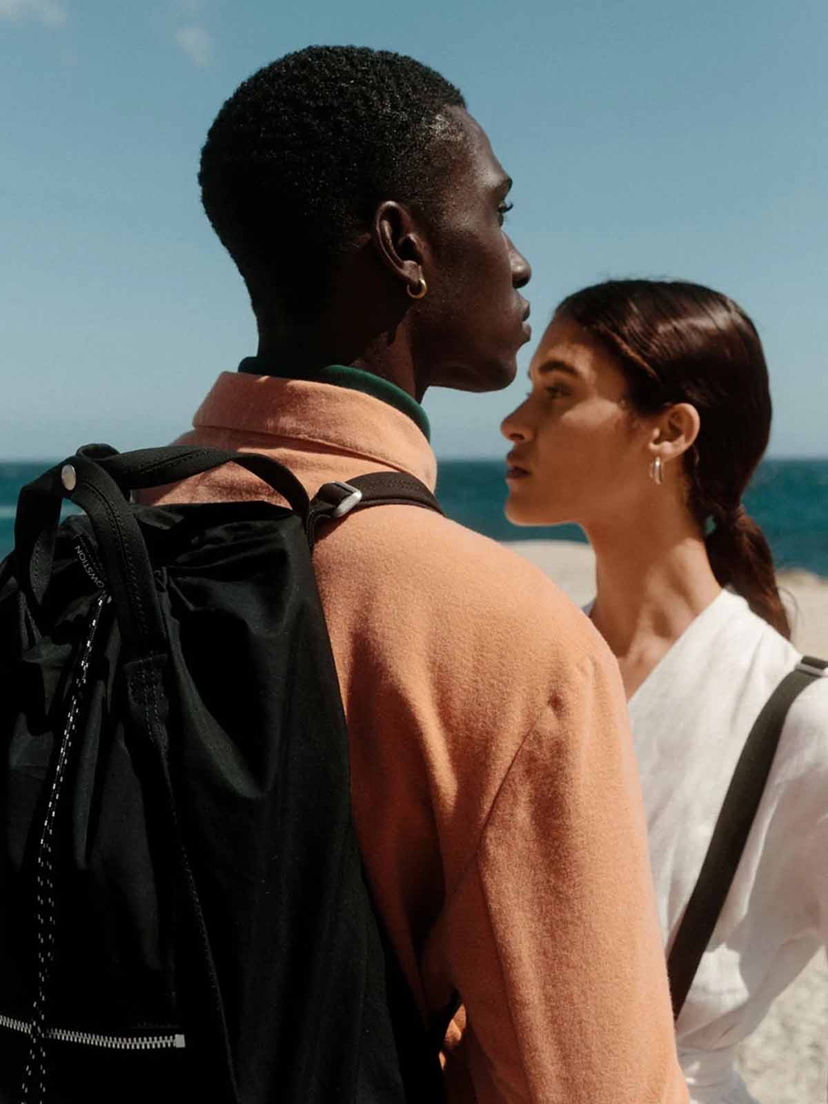 Qwstion Medium Bucket Desert Hawk