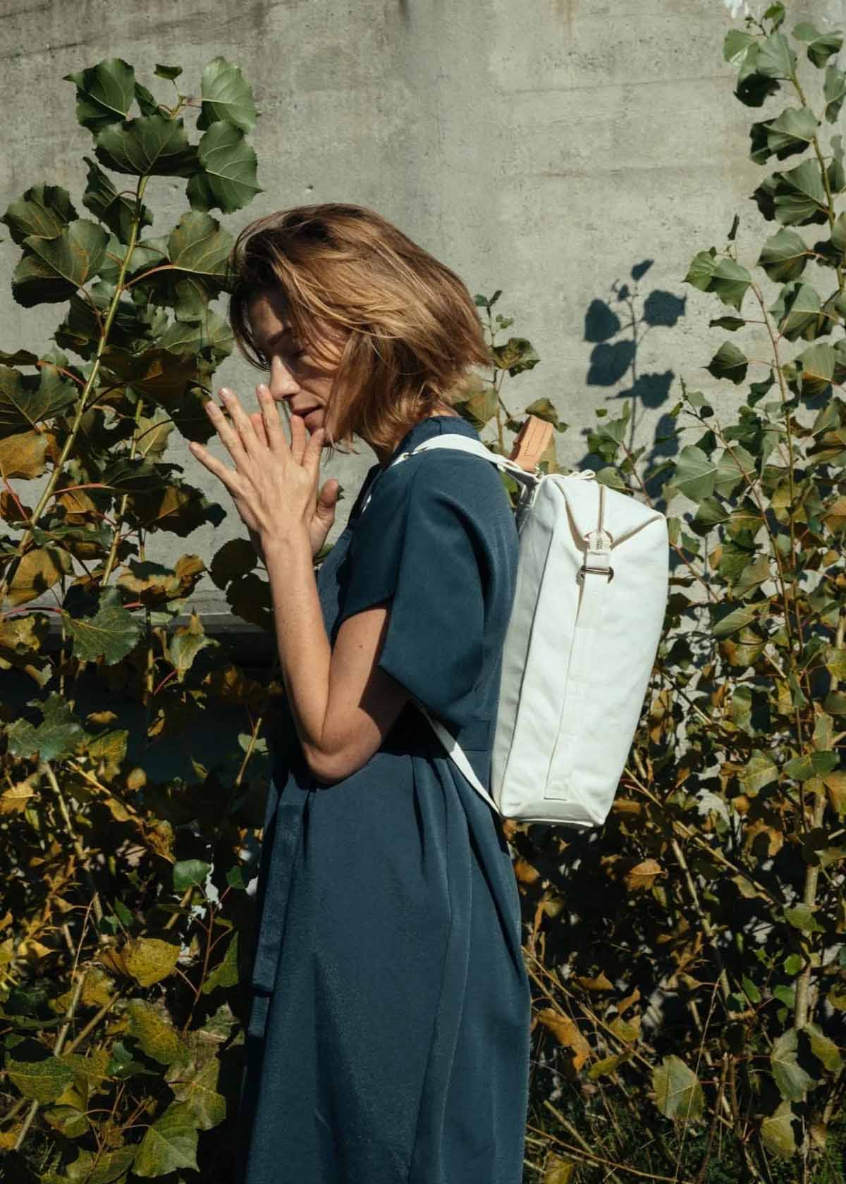 Qwstion Zip Pack Bananatex Natural White