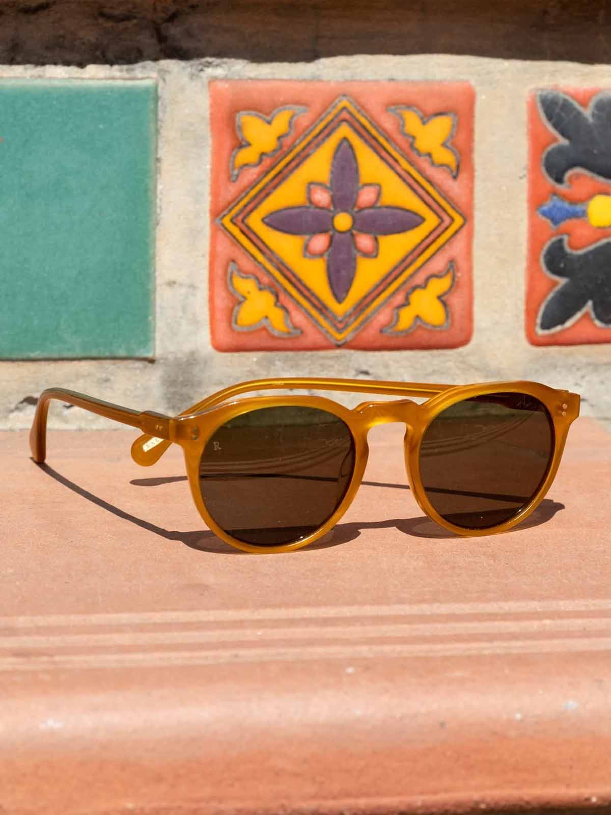 Raen Remmy 52 Honey / Green Polarized