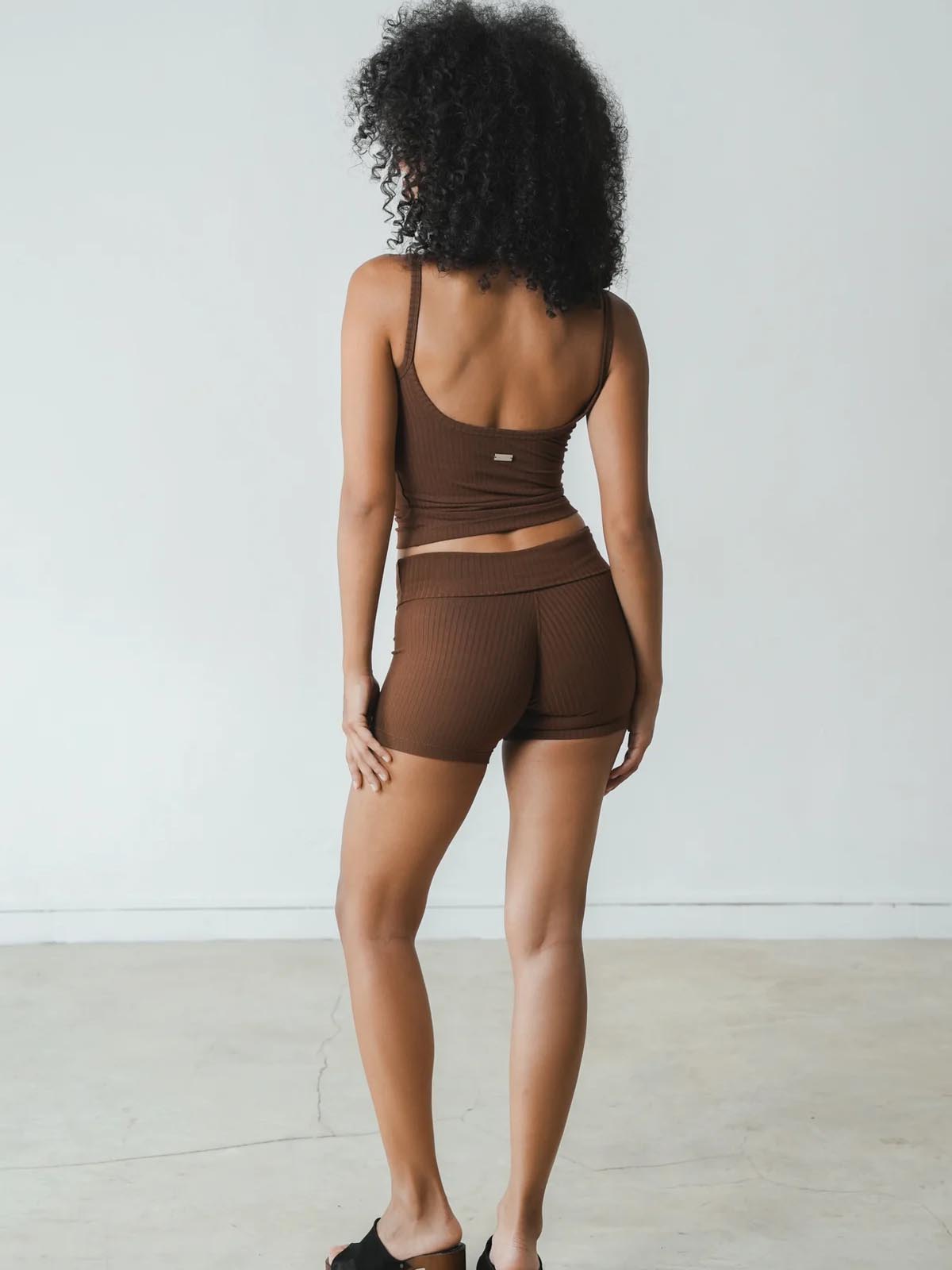 Studio K Rib Singlet Chocolate