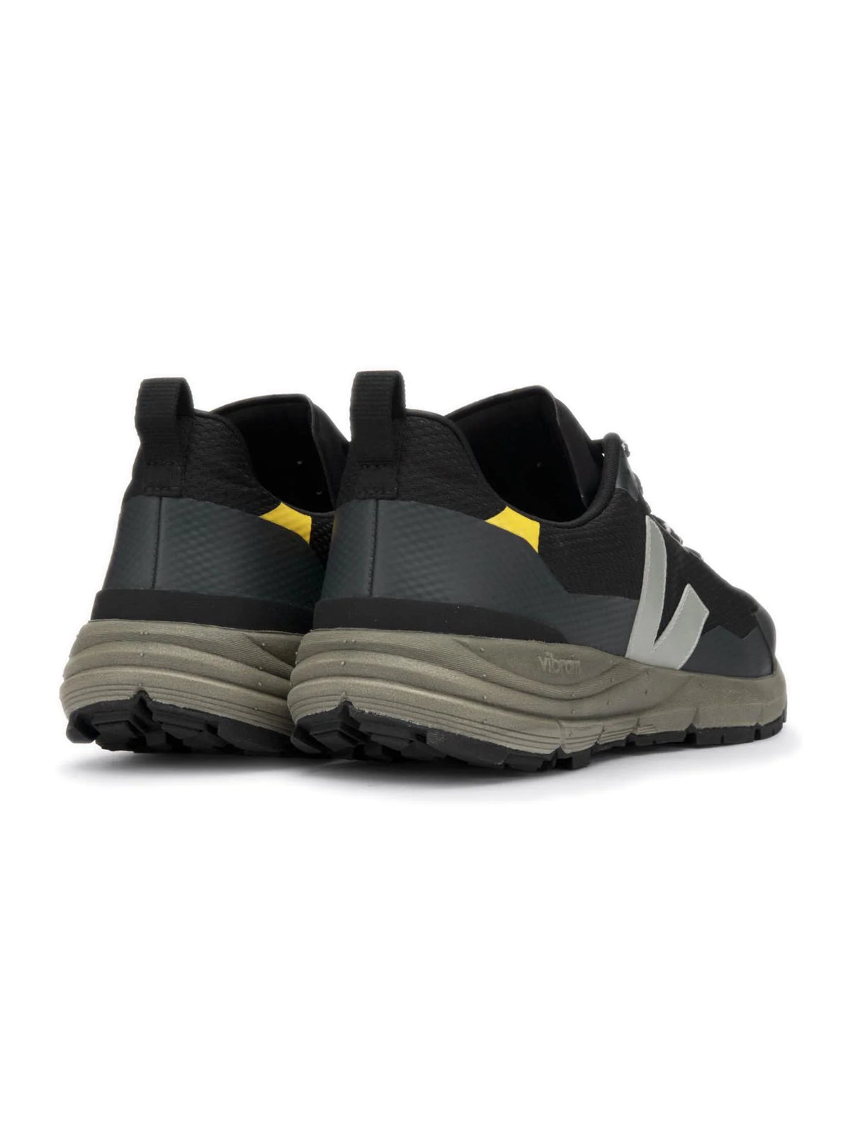 Veja Dekkan Alveomesh Black Oxford Grey Tonic