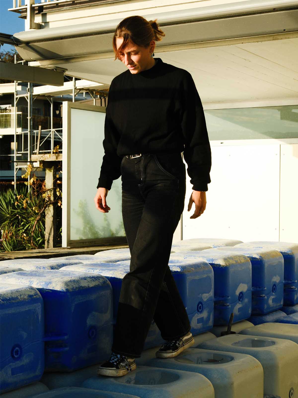 Visitor Clothing Women's Cashmere Sweater Black