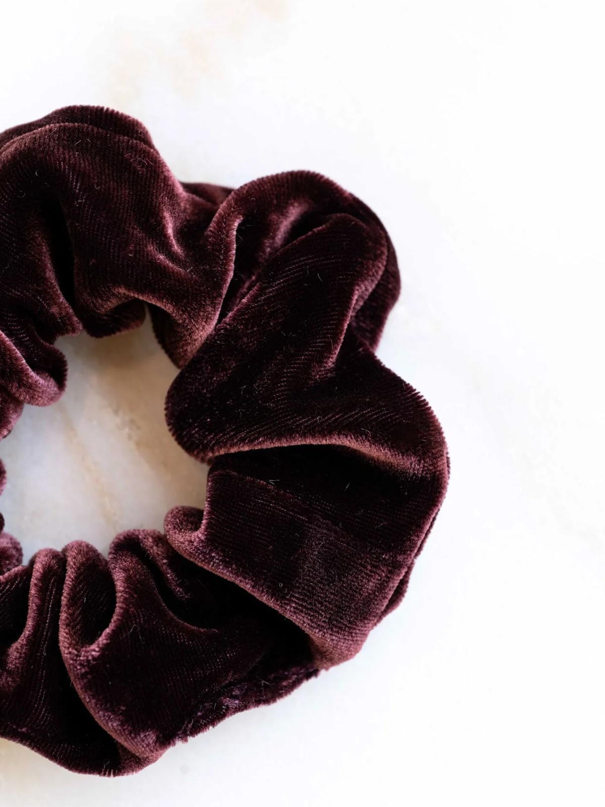 Yoomee Scrunchie Medina Velvet Silk Aubergine