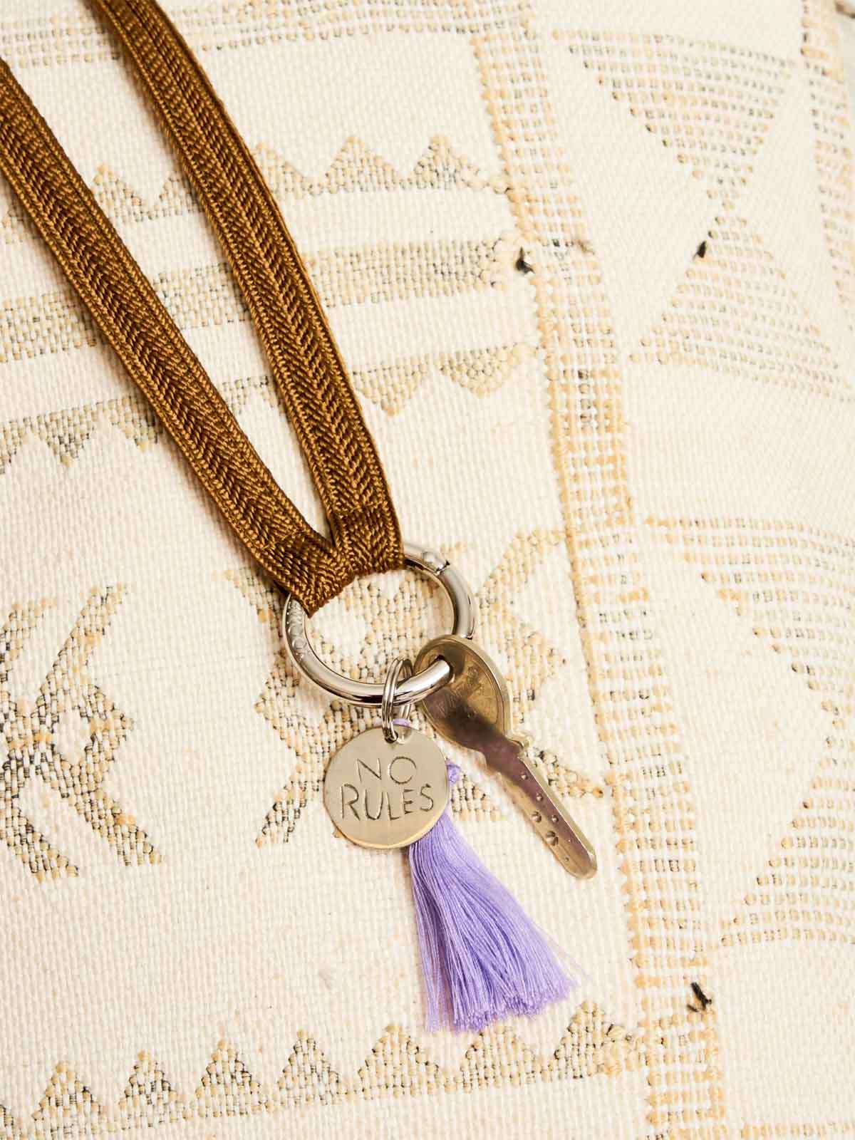 Yoomee Keychain Zahra Olive Silver Thick