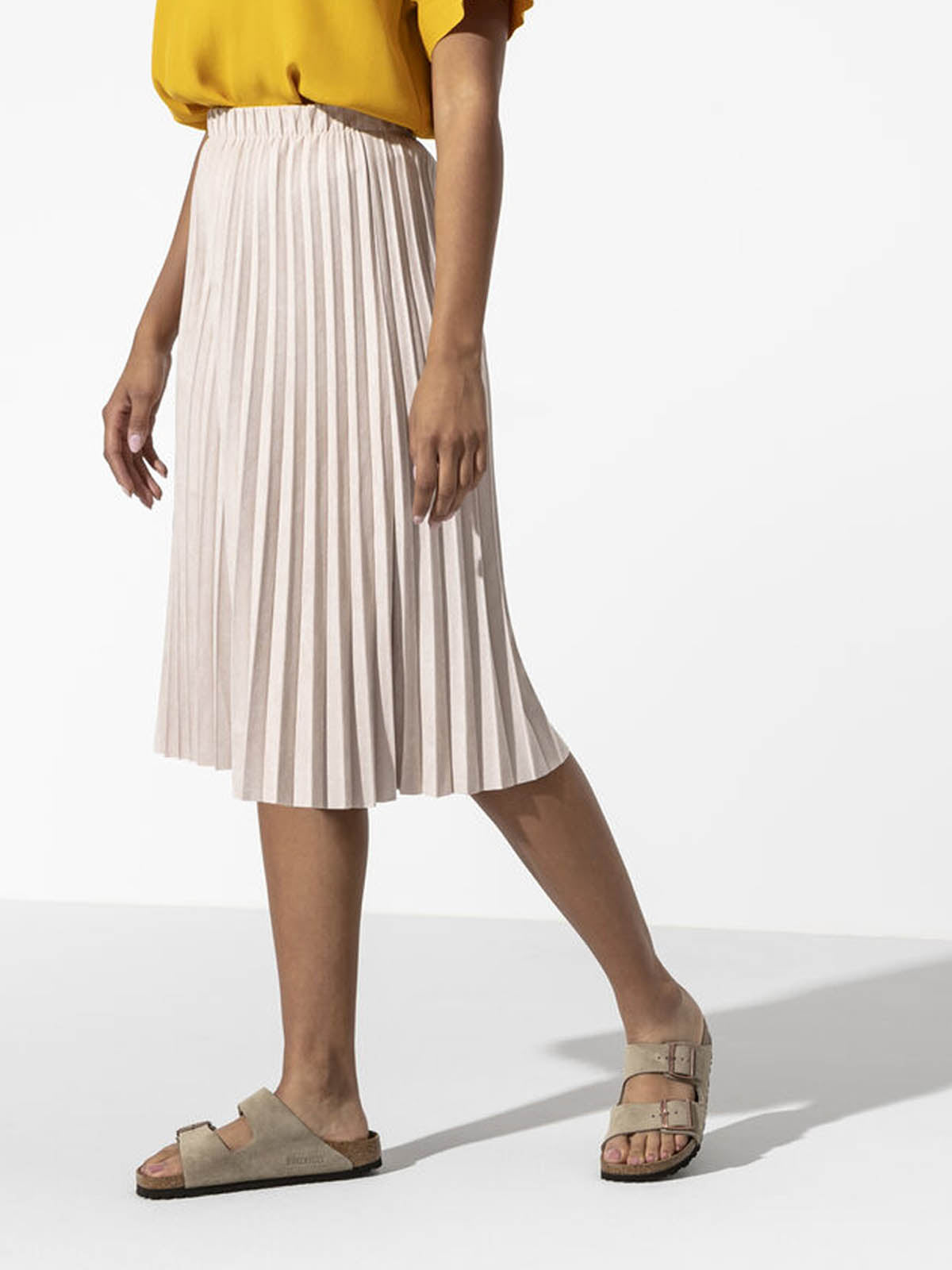 Birkenstock Arizona Suede Taupe Narrow Fit