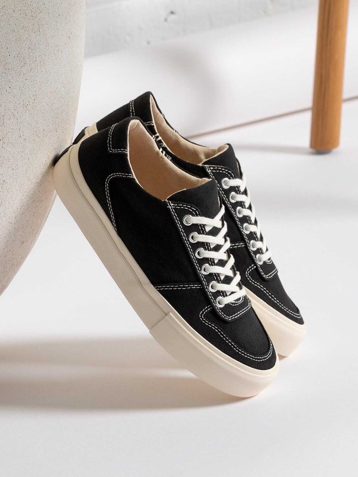 Collective Canvas Bal Black White