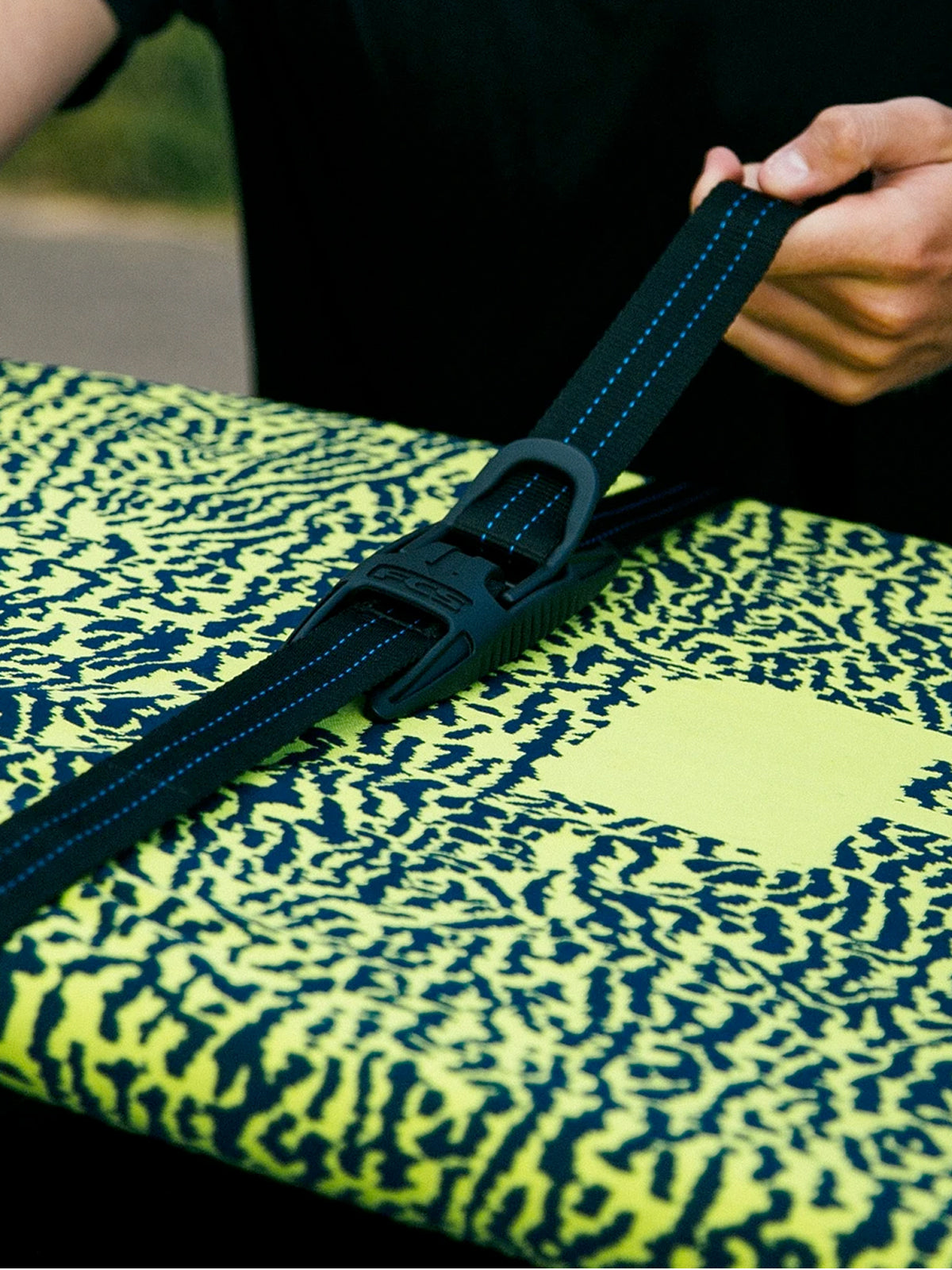 FCS Fins D-Ring Tie Downs Black/Blue