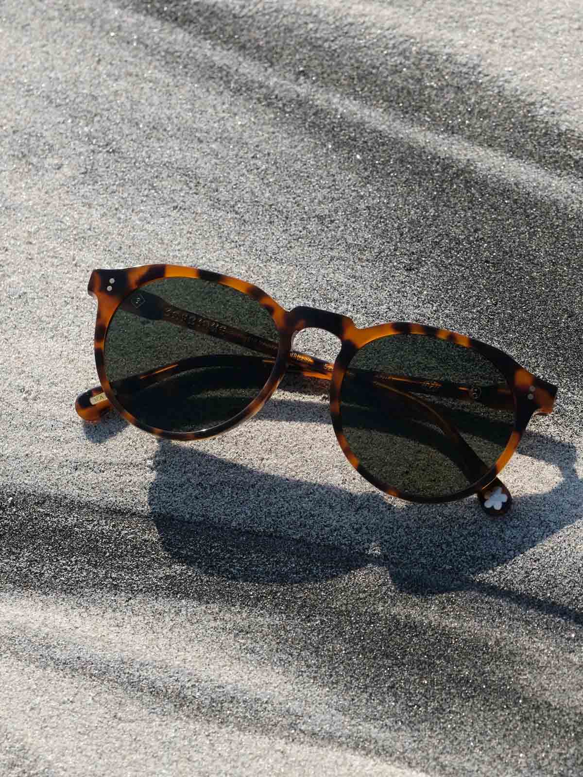 Raen Remmy 52 Huru Mikey Feb / Green Polarized