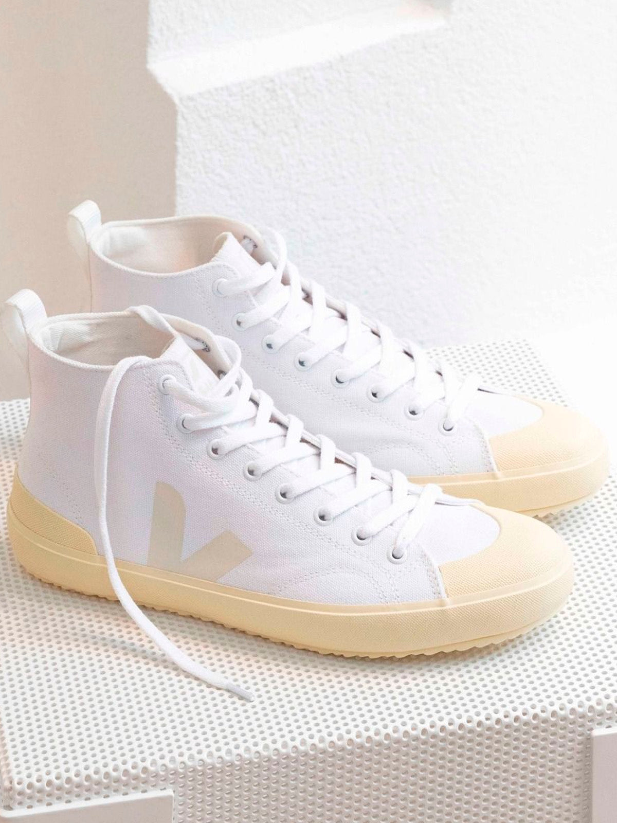 Veja Nova-HT Canvas White Butter Sole